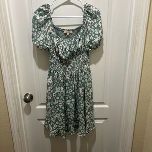 Hailey and co green floral dress s
